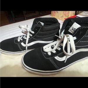 Van”s high top youth size 7…